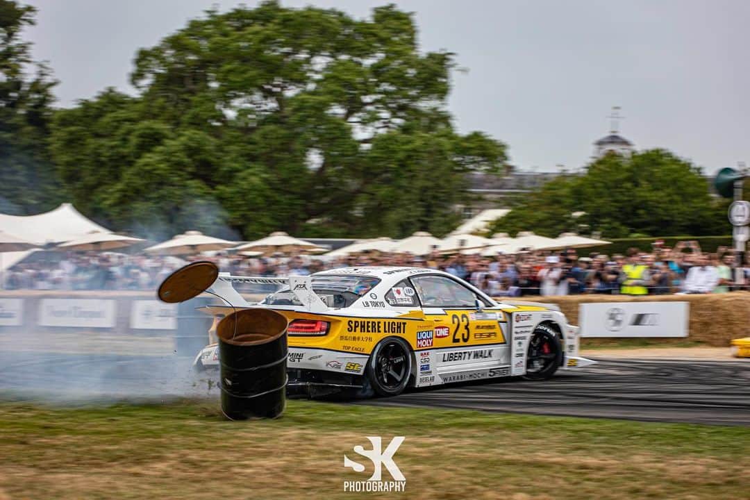 日比野哲也のインスタグラム：「@hibinojyuku definitely embraced “Full Send” at @fosgoodwood a couple weeks back in the LB⭐️Super Silhouette WORKS 4 Rotor S15   Anyone else love the energy that Hibino-San brought to this year’s event!? We did!   Thanks @skelly__photography for epic shots  For more information about our S15 kit & any of the other kits we do: 📩 mail@libertywalk-eu.com 📱+44 01933 685840 #LibertyWalkEurope #LBWorks #LBWK #LibertyWalk #LBPerformance #LBRacing #LBSuperSilhouette #Hibino #FOSGoodwood #Goodwood #FestivalOfSpeed #ThePerformanceCompany」