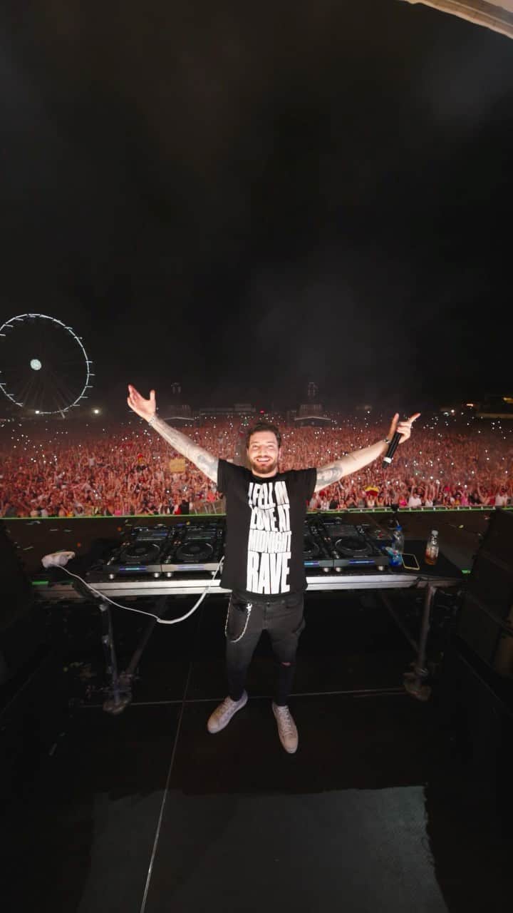 アレッソのインスタグラム：「Moments we live for! 🫶🏼🙌🏻」