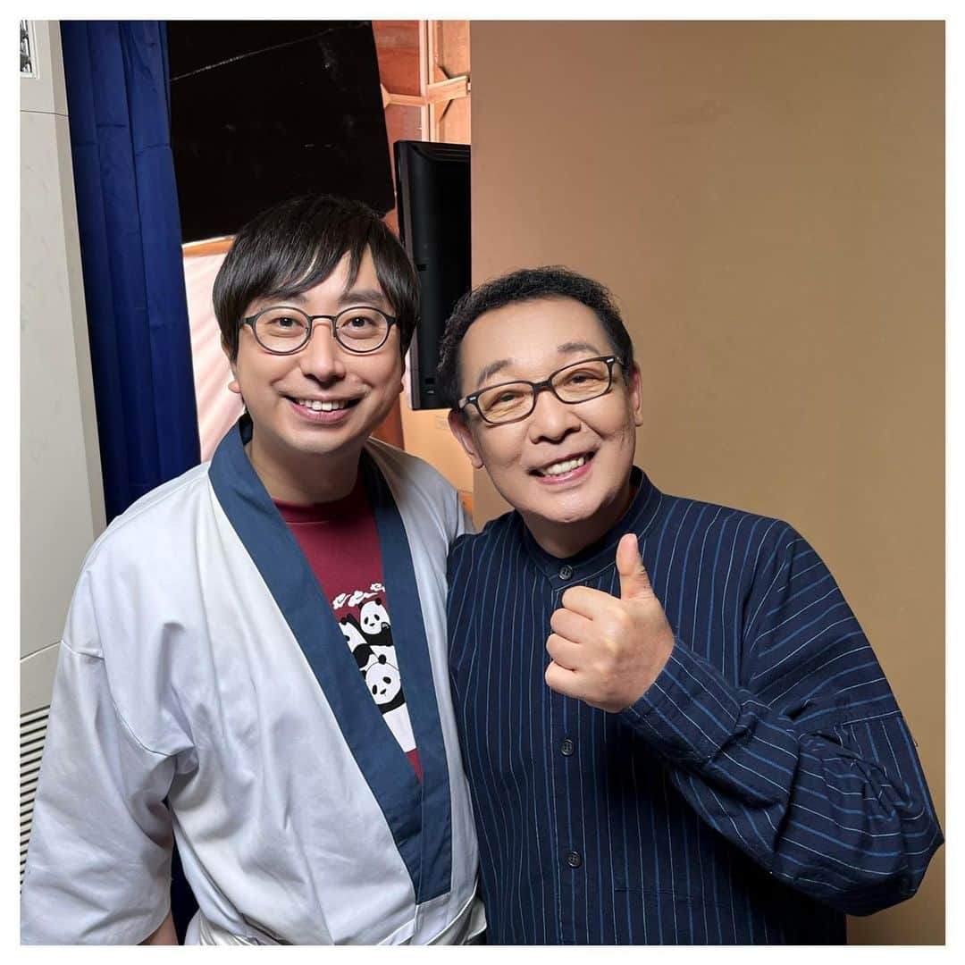 さだまさしさんのインスタグラム写真 - (さだまさしInstagram)「おいでやす小田さんと📸 「石子と羽男」制作発表直前に。 何と制作発表の司会は小田さん。 ７月１日(金)に行われた制作発表記者会見の模様をTBS公式 YouTube チャンネルで 公開中❣️  https://youtu.be/kATjeVk-o7E . #石子と羽男 #石子と羽男そんなコトで訴えます  #金曜ドラマ #tbs #制作発表 #有村架純 #中村倫也 #赤楚衛二  #おいでやす小田 #さだまさし #sadamasashi」7月6日 20時23分 - sada_masashi