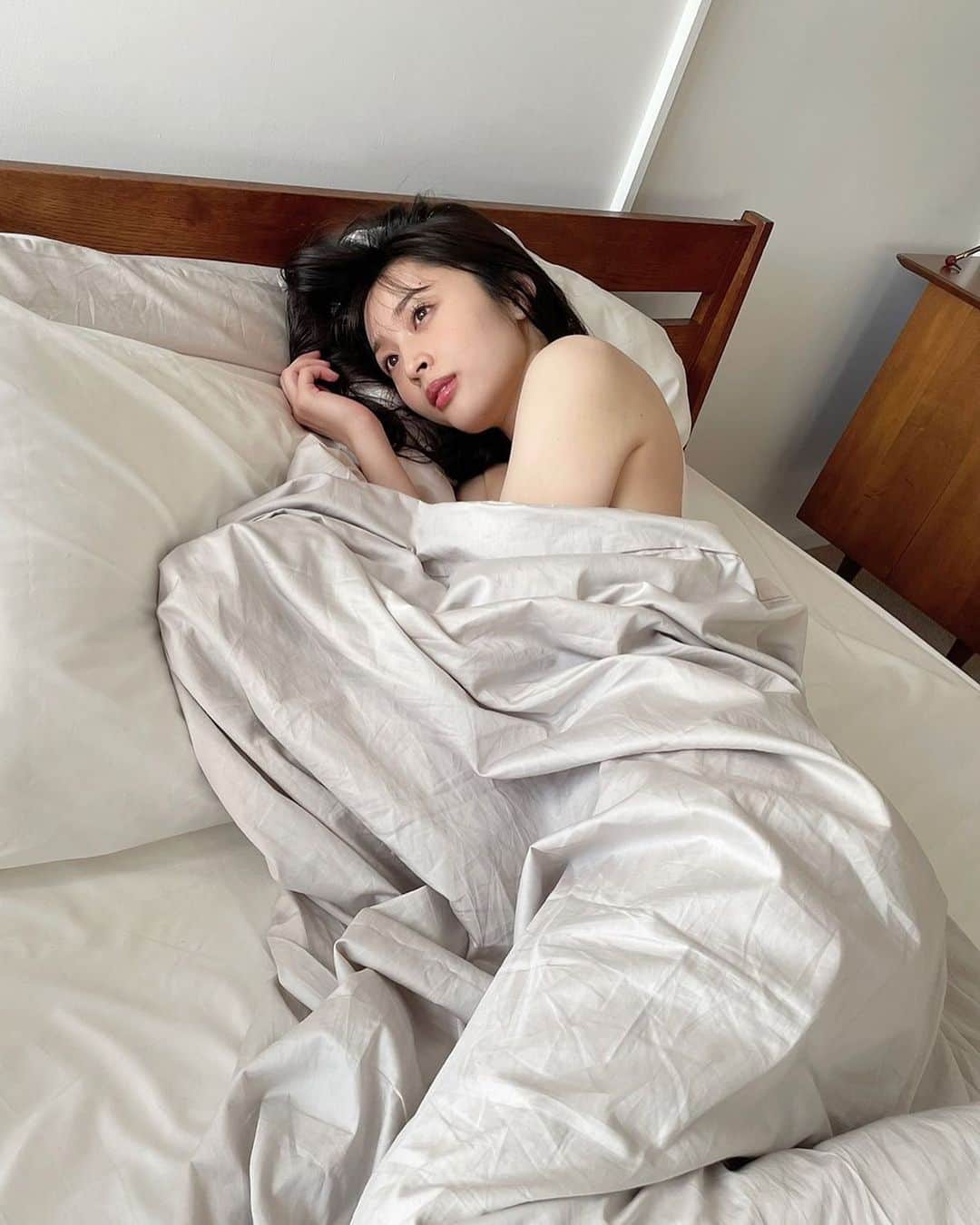 神部美咲のインスタグラム：「それでは、おやすみなさい😴  #FLASH」