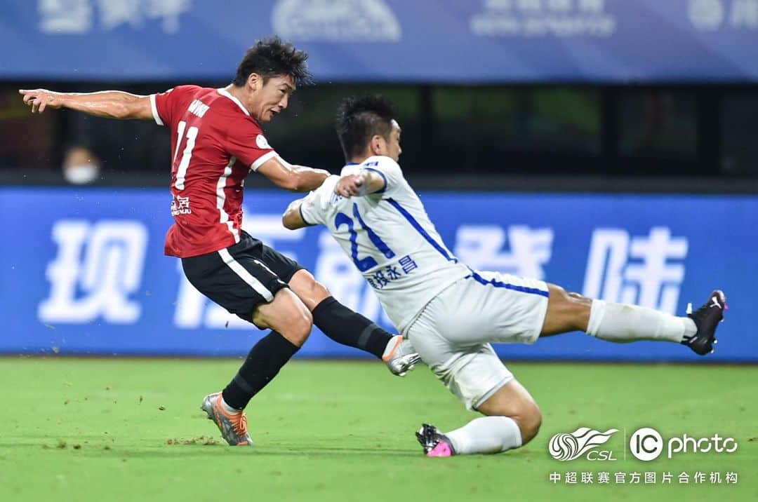 キム・ミヌのインスタグラム：「데뷔골⚽️ 다음엔 승리를…💪 @pumafootball_kr 감사합니다🙏」