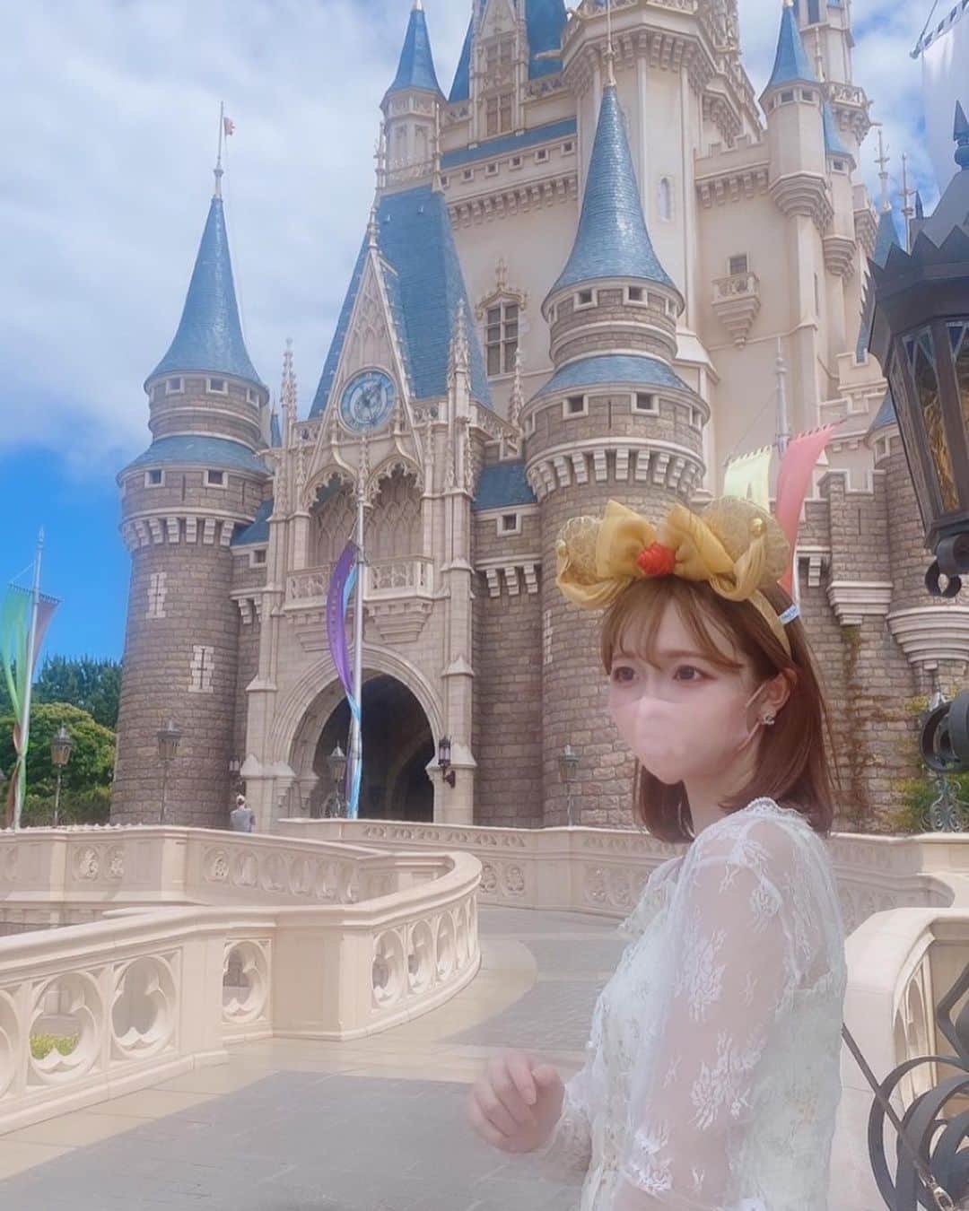 のインスタグラム：「🐭💖 ・ ・ ・  #夢の国  #美女と野獣」