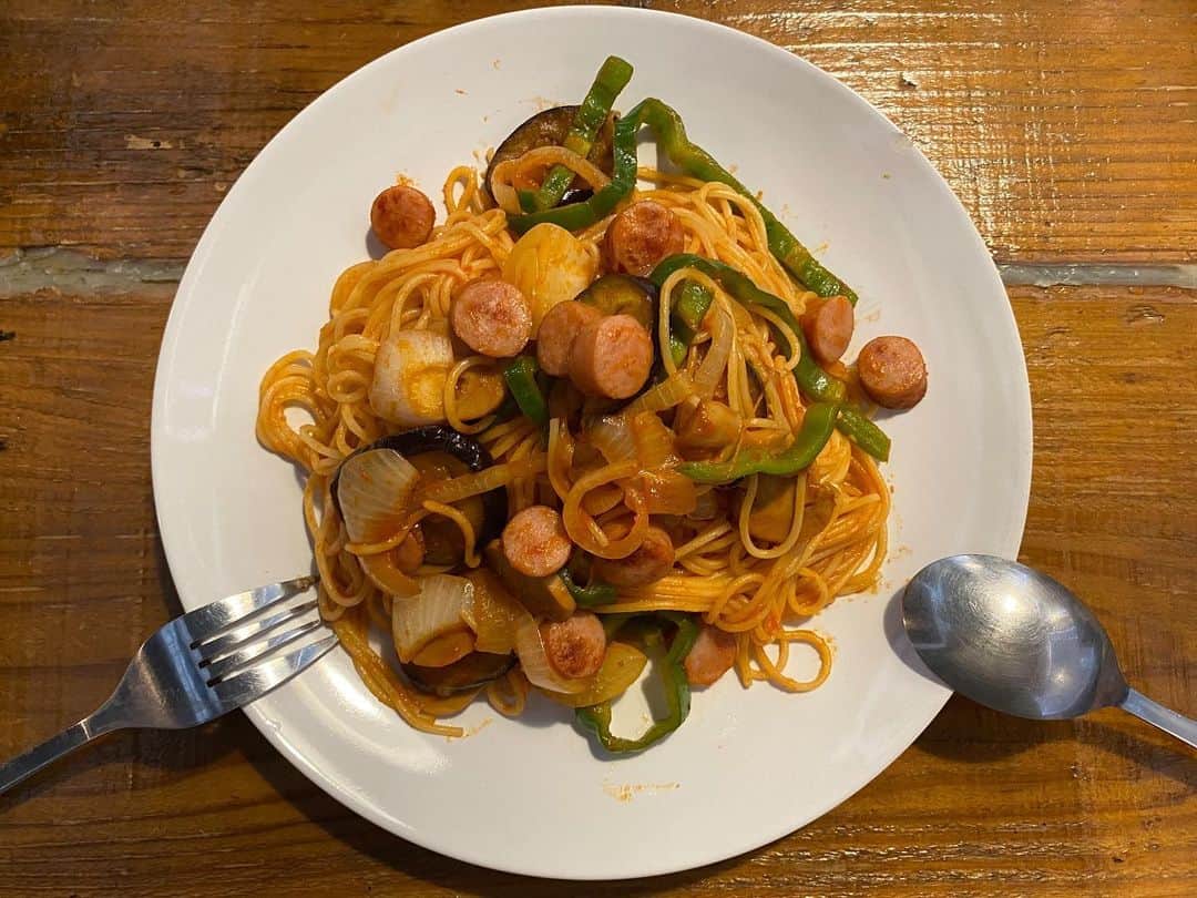 中野英雄のインスタグラム：「ナスとピーマン使って ナポリタン作りました ライスを加えたら 大好きなナポリタンライス‼️ しかし今日はナポリタンだけ  #instagood #enjoy #happy #自作」