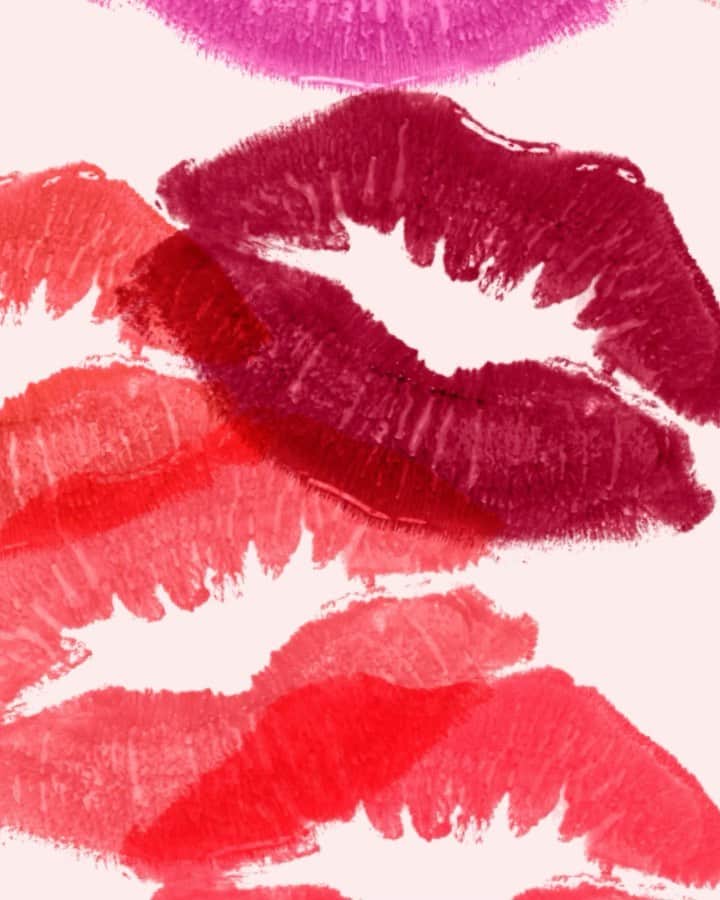Revlonのインスタグラム：「Pucker up, it's #NationalKissingDay! 😘 What smoochable lip shade are you choosing today? 💋」