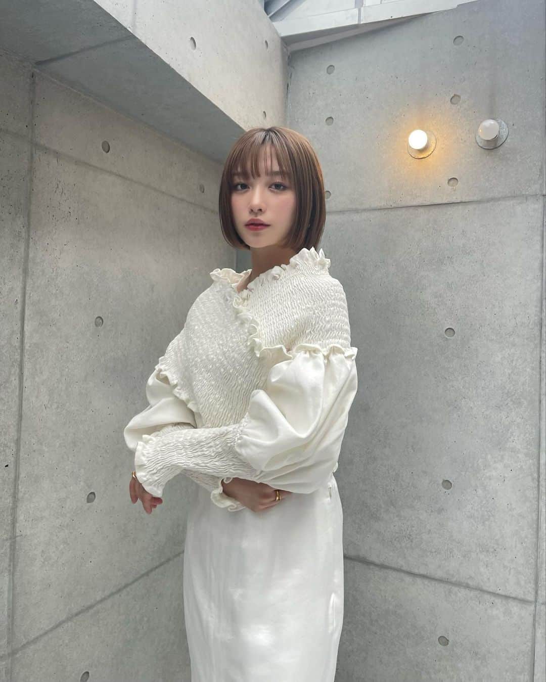 のインスタグラム：「『猫と塩、または砂糖』 舞台挨拶来ていただいた 皆さんありがとうございました🫶  本当に不思議な言葉では表せない とても面白い映画になっていますので皆さまも是非 みんなに久しぶりに会えて嬉しかったよ かわいい衣装でした🥰」