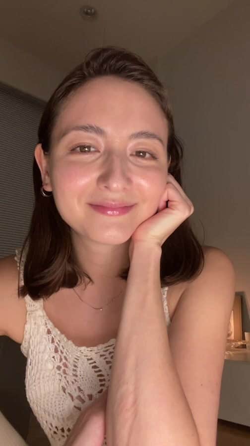 エリーローズのインスタグラム：「Otonë についてのご質問にお答えしました🕊 コンセプトやフィロソフィー、"気持ちいい"と言う感覚の大切さや身体、美容、ライフスタイルについてなど、たくさん話したので、お時間ある時にぜひ観てください☺️」