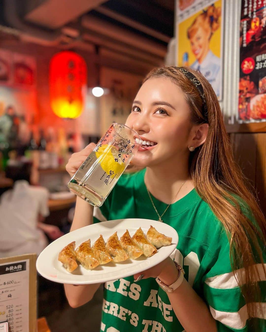 のインスタグラム：「🍻🍻🍻 こういうのもッ😍🏮🥟✨  毎日たのしーなん  #ギョーザ らぶ❤︎ #beer #居酒屋」