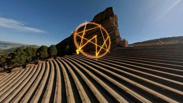 アリソン・ワンダーランドのインスタグラム：「RED ROCKS PRE SALE IS NOW UP  ⛰Friday, October 7⛰link in bio or go to my website www.alisonwonderland.com」