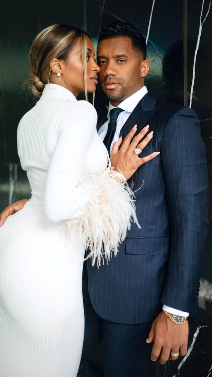 ラッセル・ウィルソンのインスタグラム：「I walked into the room for the first time…and I was speechless. Not because I didn’t have the words to say, but because God answered my prayers. My prayers of finding someone with love, joy, peace, a vision, a desire to impact the world, and a passion for raising a family together… that was you. God has blessed us for the past 6 years of Marriage with our 3 beautiful children and an overflow of laughter, love, & life. Cheers to forever. Happy Anniversary my love @Ciara ❤️ I Love You Mrs. Wilson」