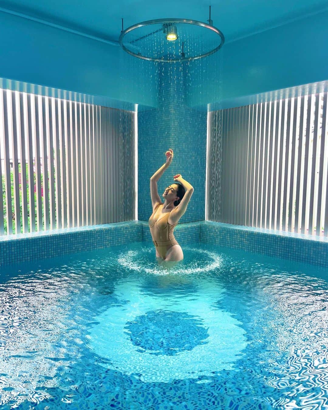 松野井雅（原紗央莉）のインスタグラム：「🧬Water hole🧜‍♀️  「8 WATER CAVE swim suits spa」2022.7.15 Open!! 🐚🪸  ▼8HOTEL FUJISAWA @8hotel_fujisawa  @shonanlabel   ・ ・ #8hotel #8watercave #hotel #spa #8ホテル #藤沢 #pool #swimsuits #男女共用 #sauna #saunner #サウナ #サウナー  #löyly #ロウリュ #サ活 #サ旅 #サ飯 #サ道 #サウナイキタイ#サウナ女子 #ととのう #ととのった #サウナ好き #サウナ好きすぎ #サウナ好きと繋がりたい #サウナ好きな人と繋がりたい  #フィンランドサウナアンバサダー #finlandsaunaambassador #松野井雅サウナ部」