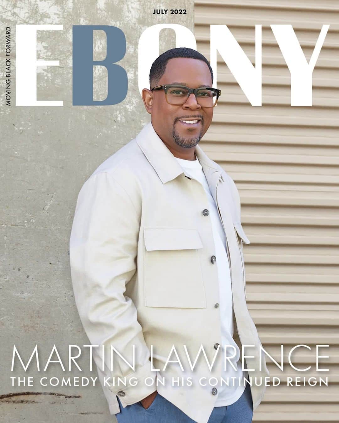 マーティン・ローレンスのインスタグラム：「Beyond honored to have had the opportunity to be on the cover of this months edition of Ebony Magazine! 🙏🏾 @ebonymagazine #EBONYMagazine #JulyCover #ComedyIssue 📸 @keithmajor  COVER STORY @rondaracha EDITOR-IN-CHIEF & SVP, PROGRAMMING @mariellebobo CREATIVE DIRECTOR @inrashidasworld PHOTO DIRECTOR/PHOTOGRAPHER @keithmajor VIDEO @megamedia  STYLIST #sharhondastockman BARBER @staceykutzlive GROOMER @deede_kelly PHOTOGRAPHY ASSISTANTS @ramon_felix_ , @alargeformat DIGITAL TECH #kimtran EXECUTIVE PRODUCER @traceysees ON SET PRODUCER @andrea_k_s PRODUCTION ASSISTANT @apugomes RETOUCHER @digital805retouching」