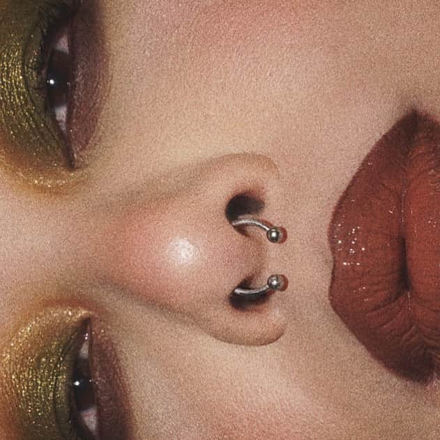 Sayaka Obaraのインスタグラム：「🍃🍂🤎 . . #meltcosmetics #lhcosmetics #patmcgrathlabs」
