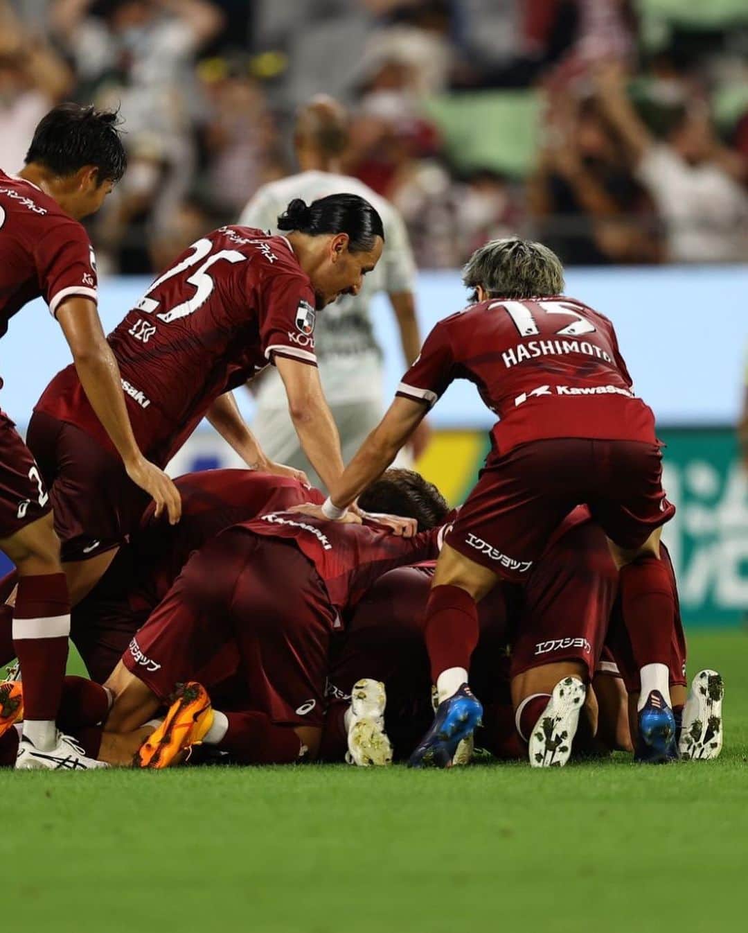 橋本拳人さんのインスタグラム写真 - (橋本拳人Instagram)「. Vissel Kobe💪💪」7月7日 12時03分 - kento_hashimoto_18
