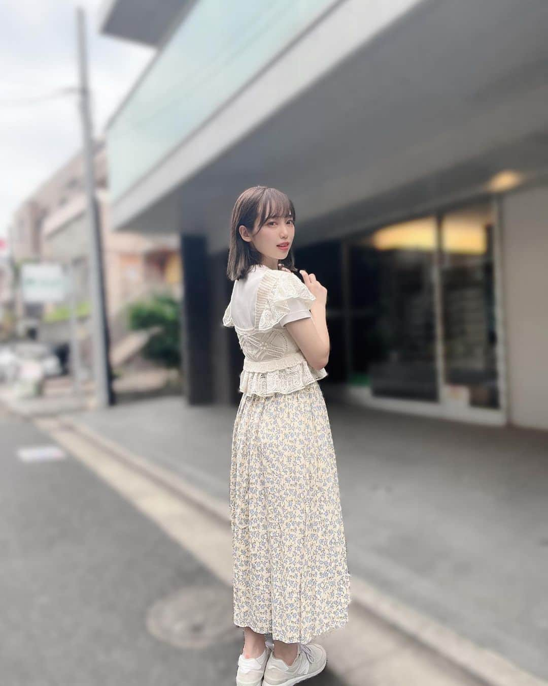 是枝優美さんのインスタグラム写真 - (是枝優美Instagram)「✿  3枚目、かかと靴擦れしちゃってるのバレちゃう🙈  #selca #selfie #셀카 #셀카그램 #today #ootd #dailylook #instagood #instalike #instafashion #followme #outfit #今日のコーデ#インスタ映え #アイドル #idol #japaneseidol #japanesegirl #マイディア #是枝優美 #淡色女子 #淡色コーデ」7月7日 12時55分 - yu_mi1226