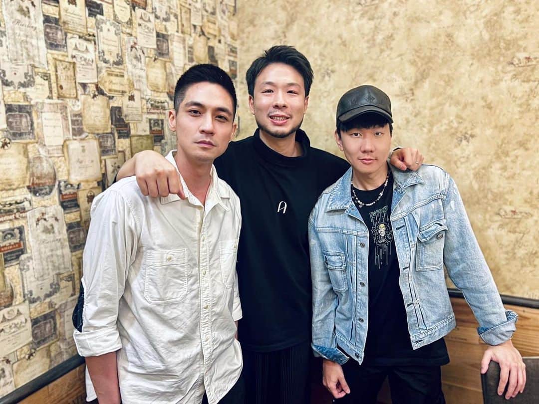 エルロイのインスタグラム：「Exciting times ahead with @arcthecommunity 🤩🚀🫡」