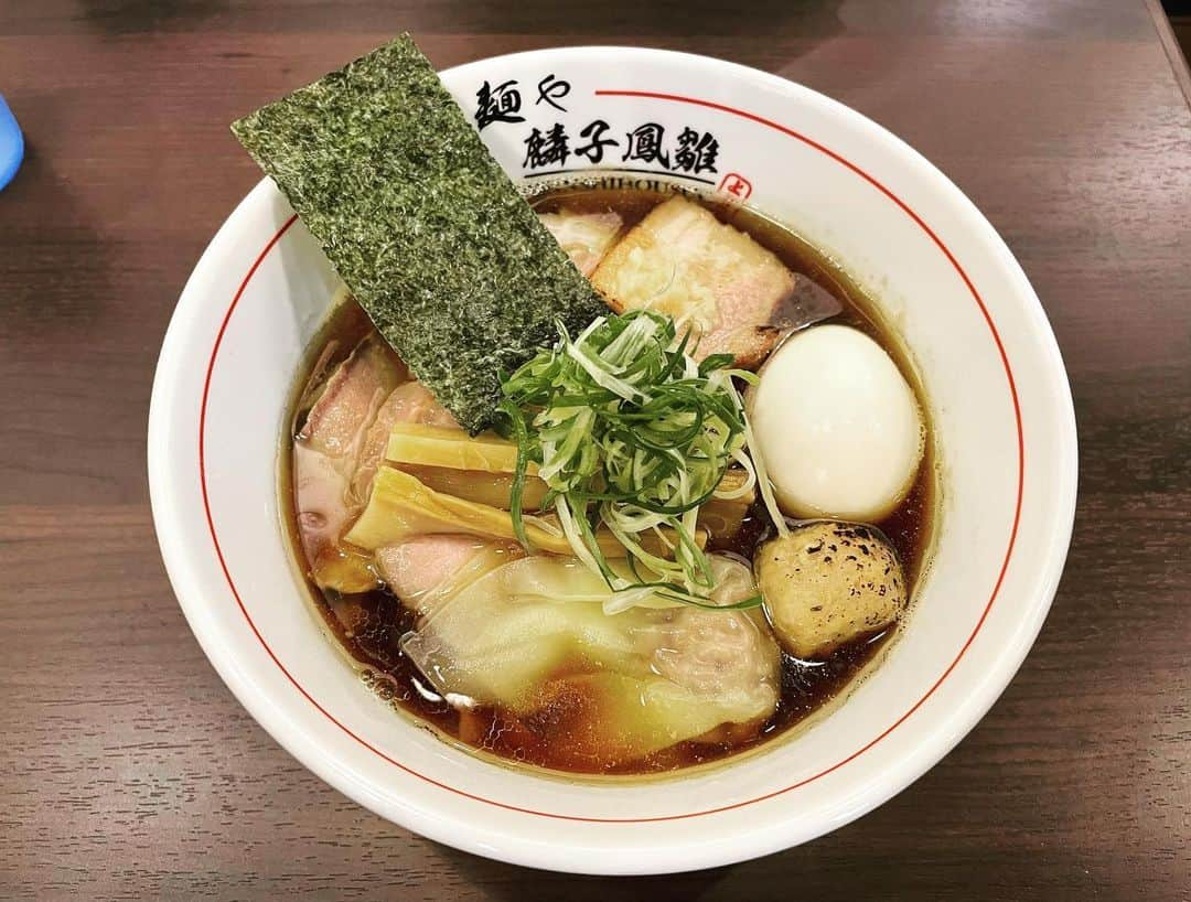 長澤喜稔さんのインスタグラム写真 - (長澤喜稔Instagram)「井荻にある超絶美味しいラーメン屋の麺壁九年の2号店の麺や麟子鳳雛も超絶美味しい  #ラーメン #麺壁九年  #麟子鳳雛」7月7日 14時16分 - hagetoruyanaika