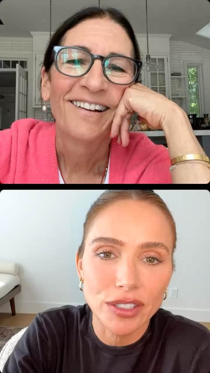 ボビー・ブラウンのインスタグラム：「Had the best time comparing career notes and beauty routines with fellow makeup artist @maryphillips! Thanks for hosting us @instylemagazine」