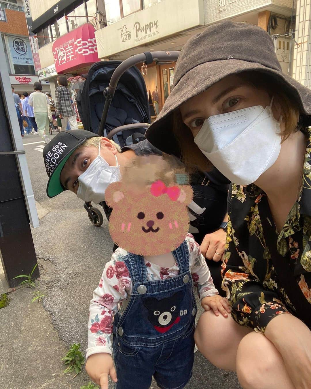 PDRさんのインスタグラム：「Family photo 👪」