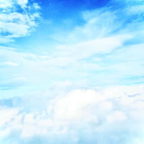 ☆SH!NR!☆のインスタグラム：「早く雲の上までぶちあがりたい」