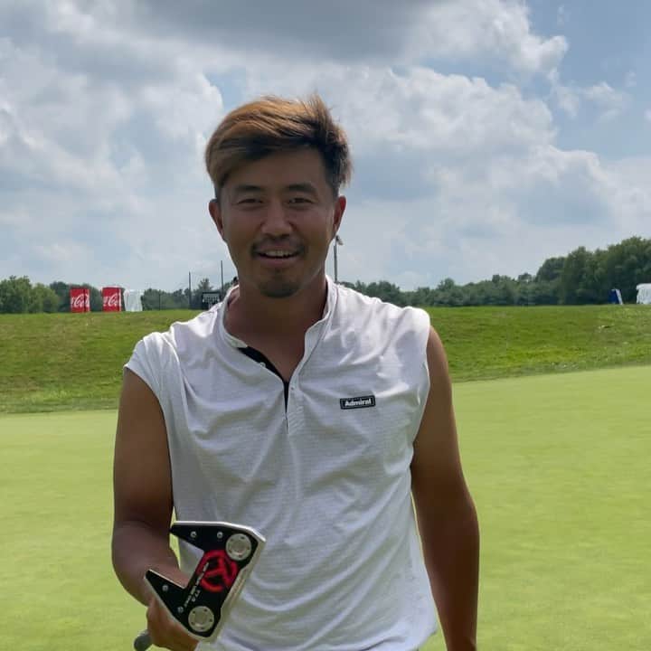 小平智のインスタグラム：「パター練習⛳️ しょうもないロングパット😂 #PGATOUR #BARBASOL #練習 #ロングパット #運命のパター #パター #scottycameron #小平智」