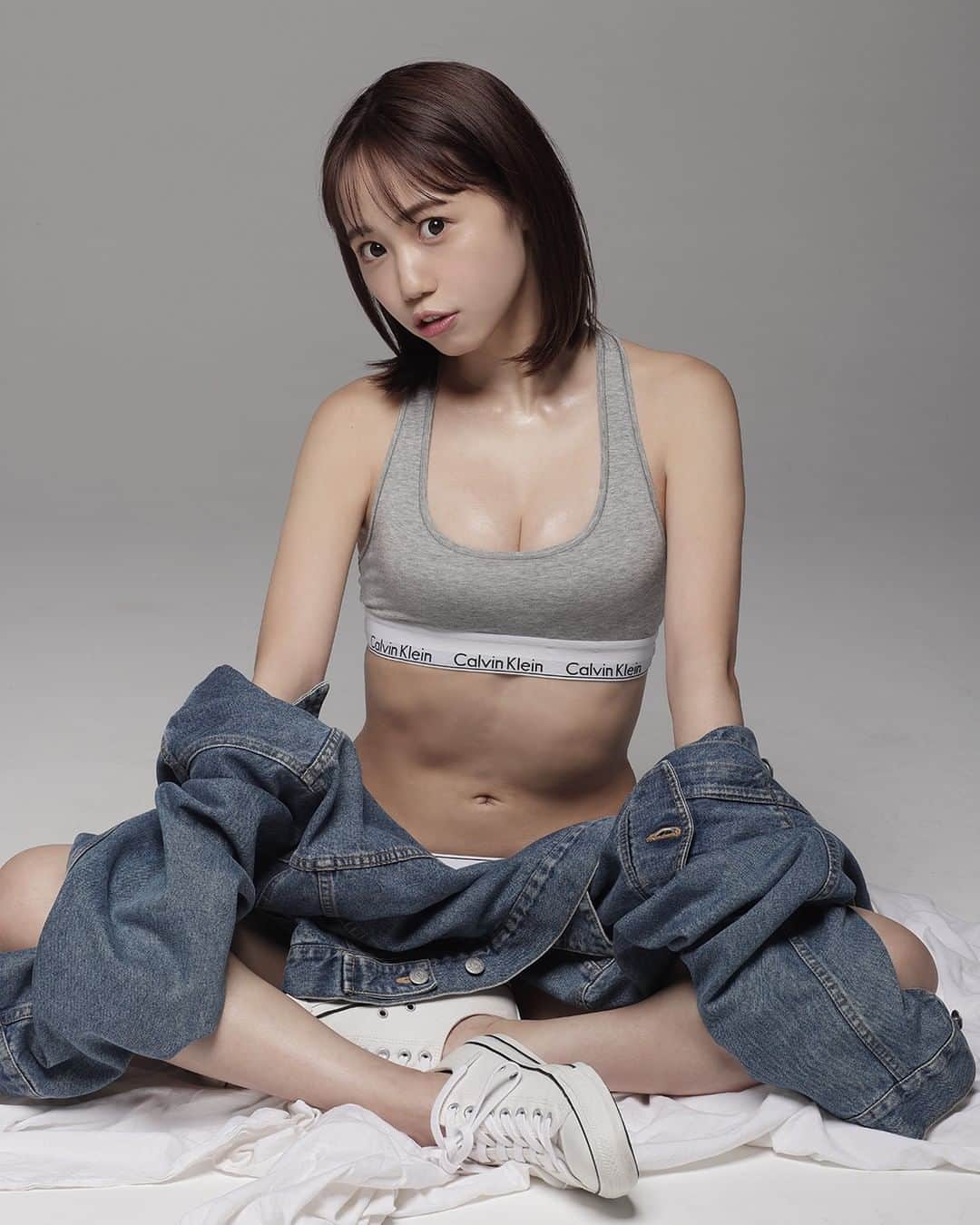 シト山口のインスタグラム：「グラビアタレントの弓川いち華さん❤️ミスFLASH2023候補生！......の宣材です！ 昨日レタッチが終わったと思ったら今日もう会えます( ´ ▽ ` )ﾉ新キャラクター続々登場篇の始まりです！皆んな、応援してくれよな( ´ ▽ ` )ﾉ  model @yumikawa_ichika  office @gdl_ent  hair&make @miyako_nabe  photo @sito_yamaguchi」
