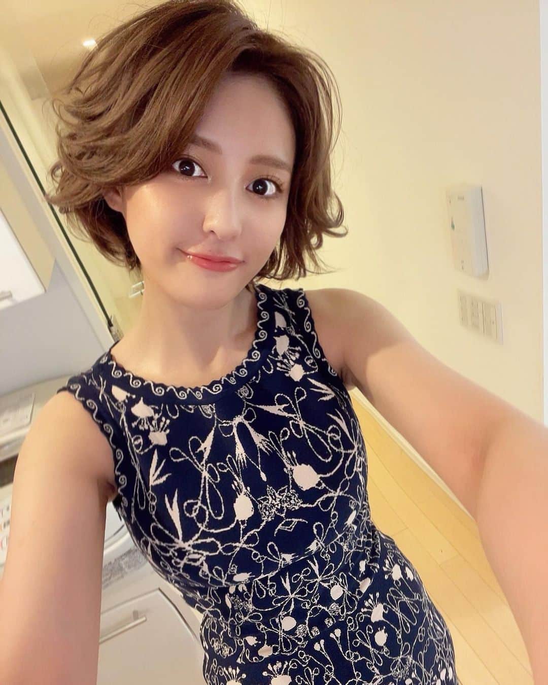 楓のインスタグラム：「もう夏やん❤️‍🔥❤️‍🔥❤️‍🔥」