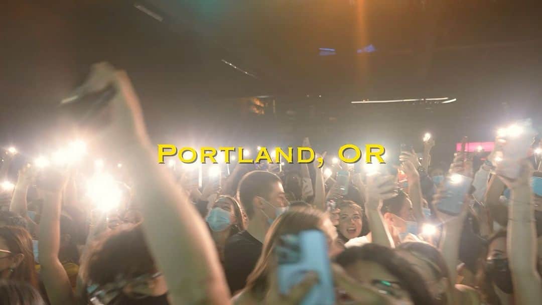 ショーン・キングストンのインスタグラム：「Day 2: Portland Was A Movie❕🖤  Sold ❌Out‼️」