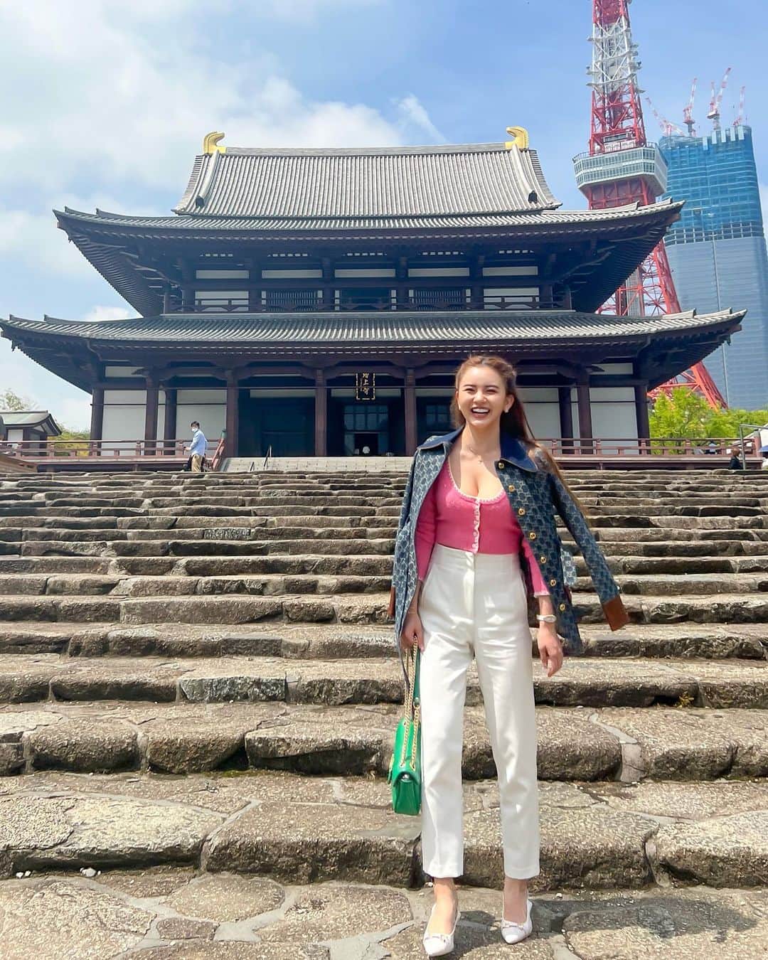 カレンのグルメインスタ