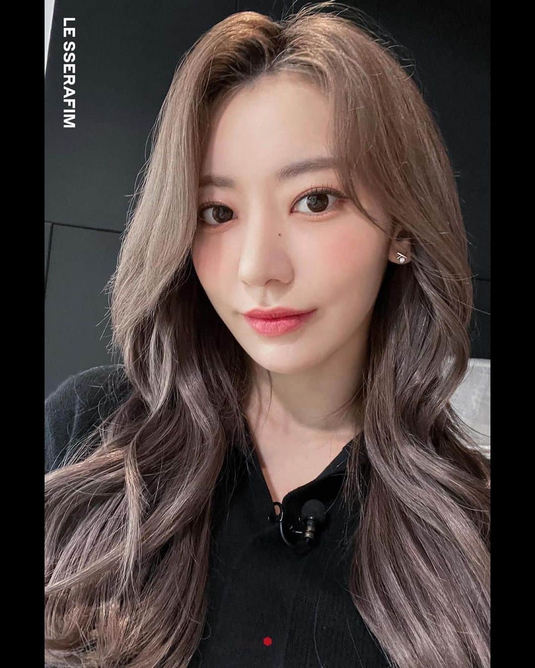 h3artbrak3rsのインスタグラム：「… #SAKURA #미야와키사쿠라 #사쿠라  #宮脇咲良 #咲良  #LE_SSERAFIM #르세라핌」