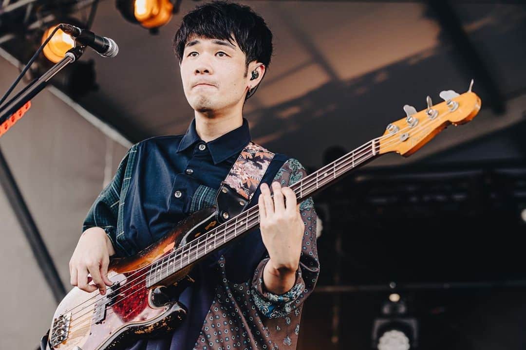 秋澤和貴のインスタグラム：「Dead Pop Fes.のときのやつ！  photo by @junpeihiyoshi   衣装 by @utilityharajuku」