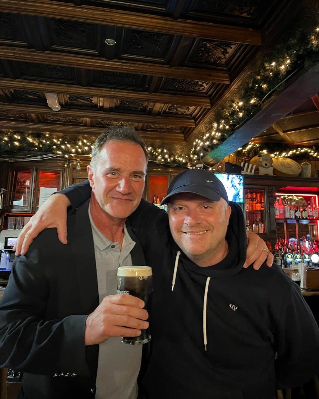 ティム・ディケイのインスタグラム：「A grand time visiting our daughter while she studied abroad in Dublin! “A stranger is simply a friend you haven’t met  yet.” Thanks for the friendship, Ireland.」
