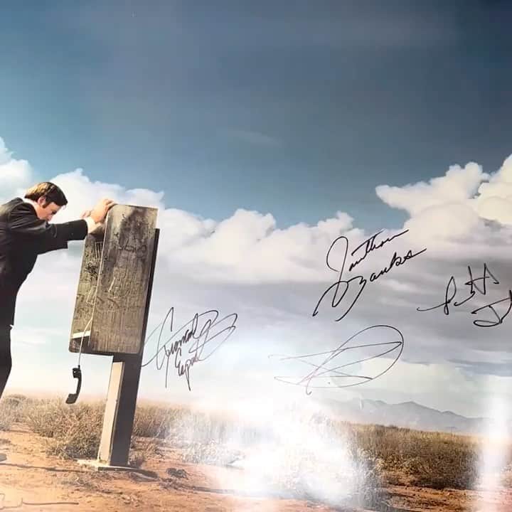 パトリック・ファビアンのインスタグラム：「Check THIS out! 👇👇👇👇👇👇  Repost from @therealbobodenkirk • Hey everyone! Big end-of-series super exclusive charity offers! Each item comes with a personally signed photo!   Bid here: https://ebay.com/usr/therealbobodenkirk  I’ll be donating all profits to: -New Day Youth and Family Services -Autism Speaks -The ALS Association -NAMI   Check back here for more updates— thank you!」
