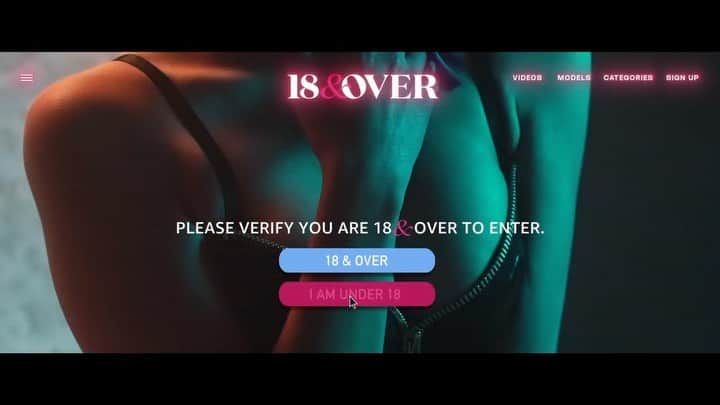 アシュレイ・ベンソンのインスタグラム：「✖️✖️✖️ @18andovermovie」