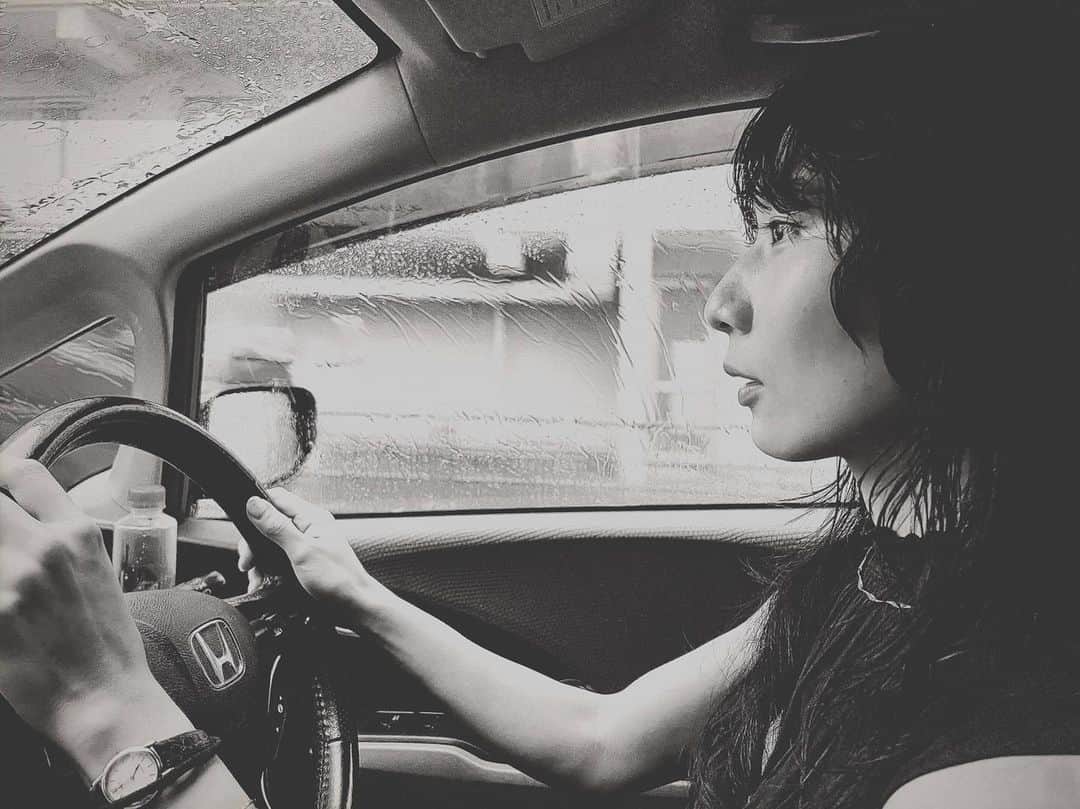 竹澤汀のインスタグラム：「8時間くらい運転してた。  しんさんも運んだ😂」