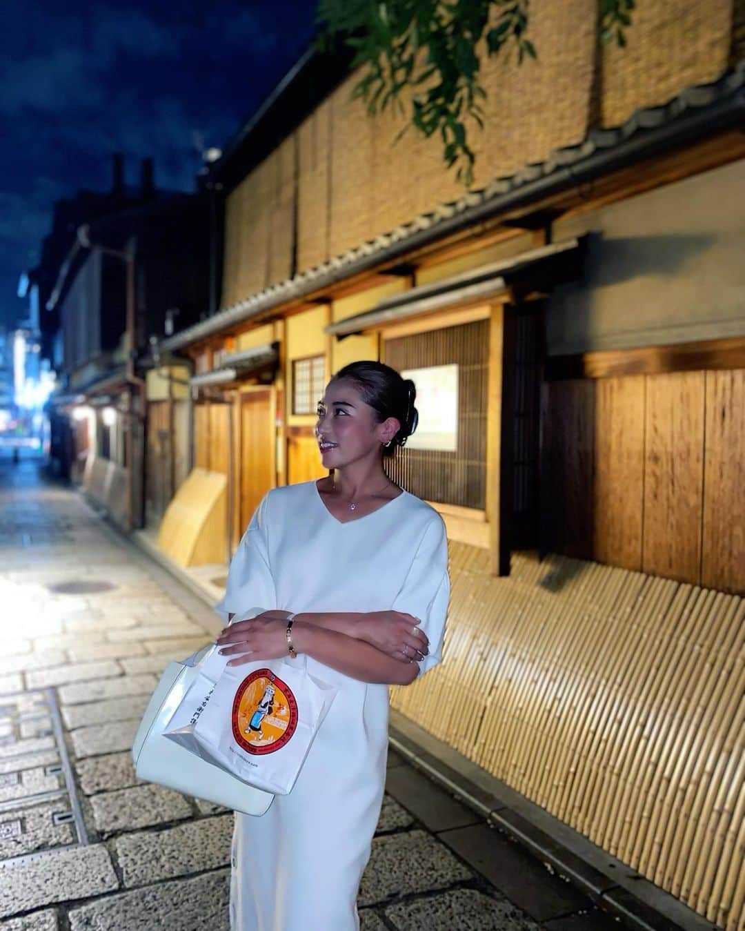 迫田里奈（りなぽよ）のインスタグラム：「ほろ酔い🍶 しば漬けいただいたょ🎶  #京都 #祇園仁々木」