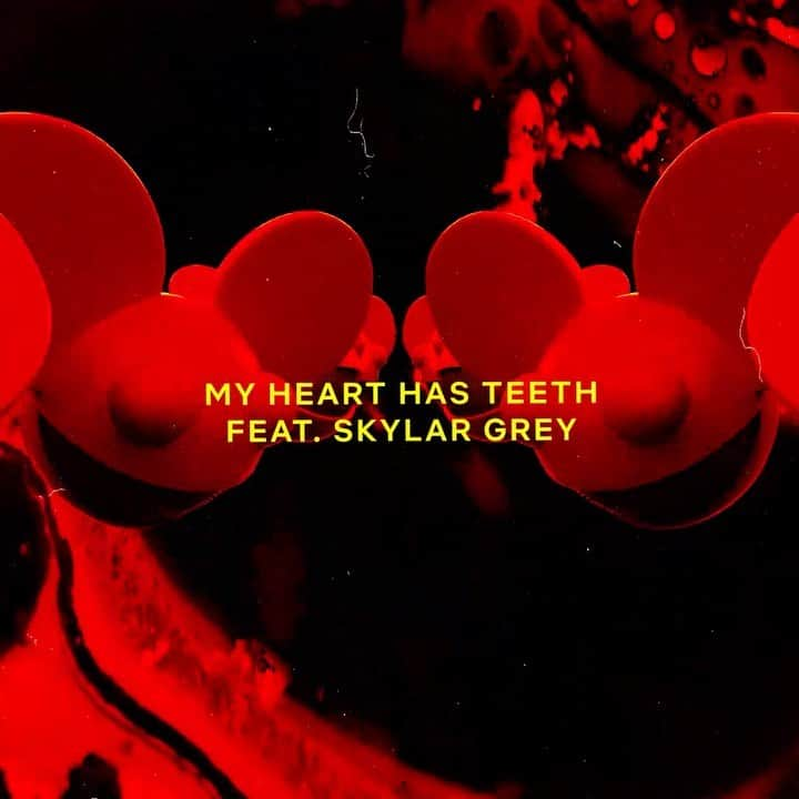 スカイラー・グレイのインスタグラム：「"Oh isn't it so bittersweet..."  Pre-Save link in bio. @deadmau5 @residentevilnetflix #residentevil」