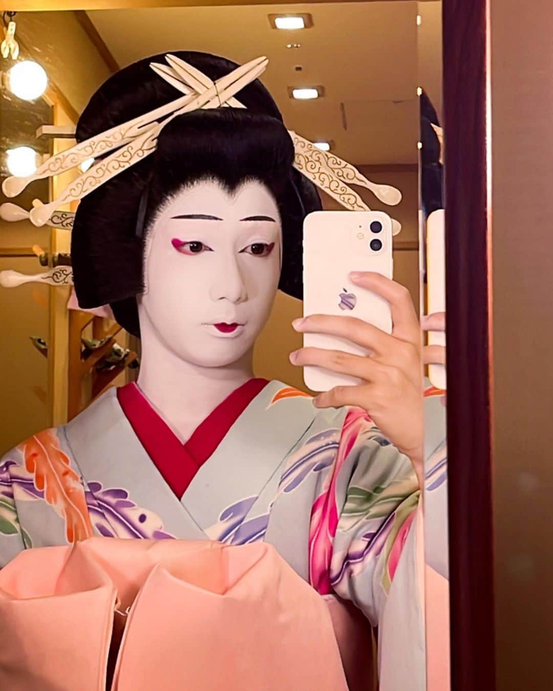 のインスタグラム：「八月納涼歌舞伎 初日。  闇梅百物語 新造」
