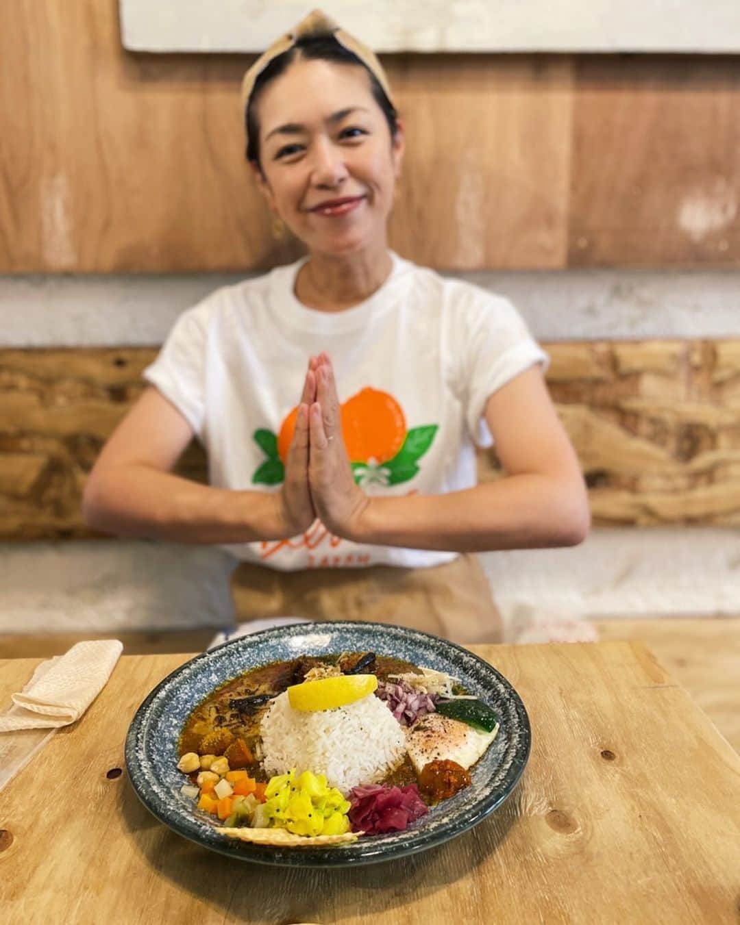 加藤紀子のインスタグラム：「身体喜ぶVOULのカレー！ やぁっとやぁっと 食べられたー😋  #voul #だいだいちゃんT」