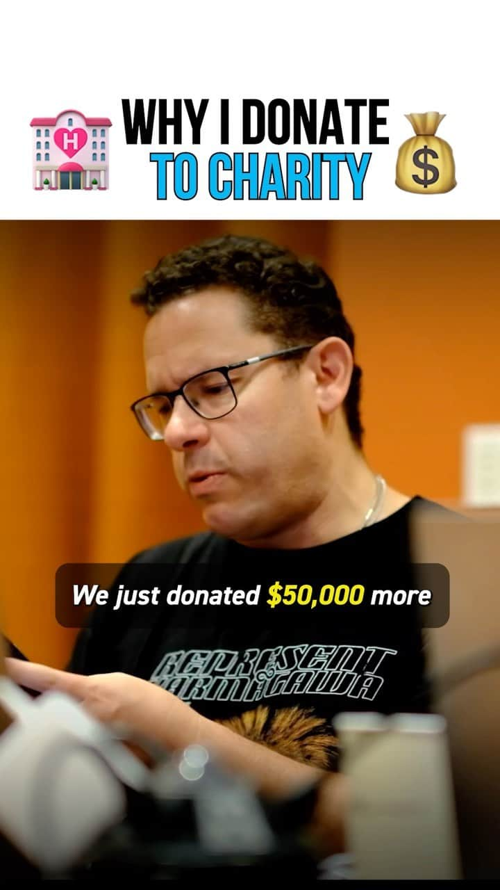 ティモシー・サイクスのインスタグラム：「I’m proud to announce a new $50,000 donation to the incredible charity @rescue_2000 to build homes and feed/give clean water to people in need in Bali as it’s my honor to donate ALL my trading profits and the profits of new educational DVDs to help communities all over the world via the @karmagawa Foundation. I am SO grateful to have found meaning in my trading far and above the monetary gains, first through teaching others and now donating my profits to help others. Wall Street gets a bad rap for being selfish and materialistic, I wish more people in finance would see the light and WANT to give back as we should all work together to make this world a better for everyone! Hopefully I can inspire more people to give back more and I’d appreciate it if you share this video with your followers and tag anyone who needs to see it — let’s all do more to help each other, especially in these difficult times! #givingback #charity #helpothers #karmagawa」