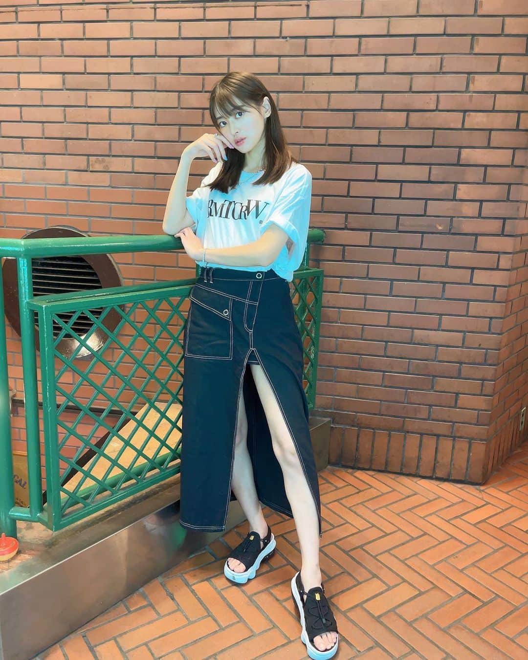 藤田いろはのインスタグラム：「このTシャツロゴがかわいくて好き❤︎ ⁡ ⁡ ⁡ ⁡ ⁡ ⁡ ⁡ ⁡ ⁡ ⁡ ⁡ ⁡」