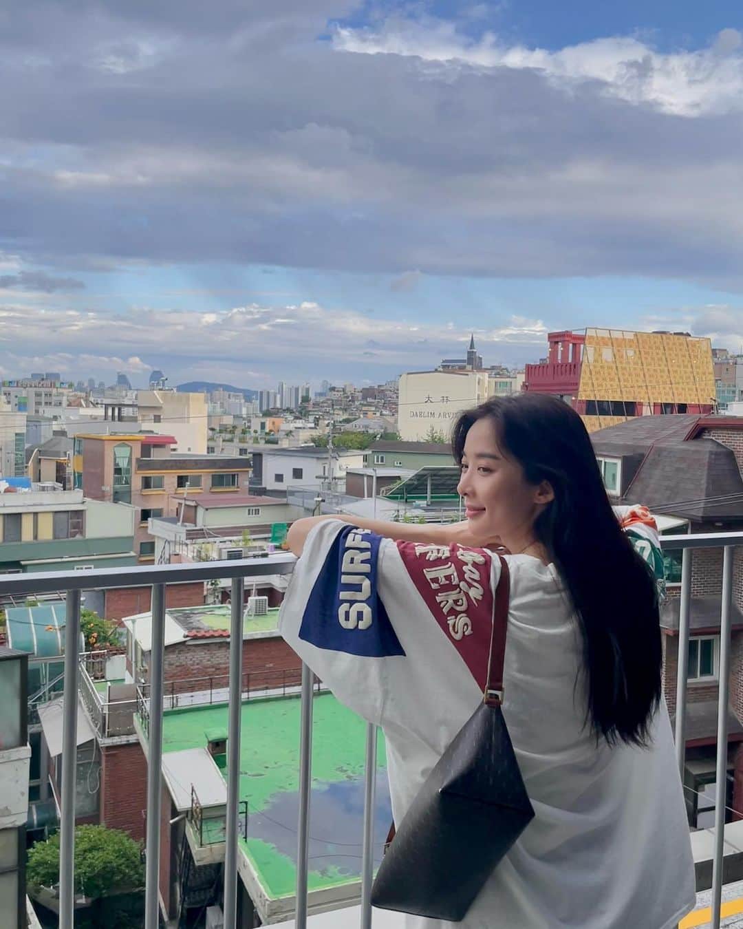 イ・チョンアのインスタグラム：「⛅️☁️⛅️」