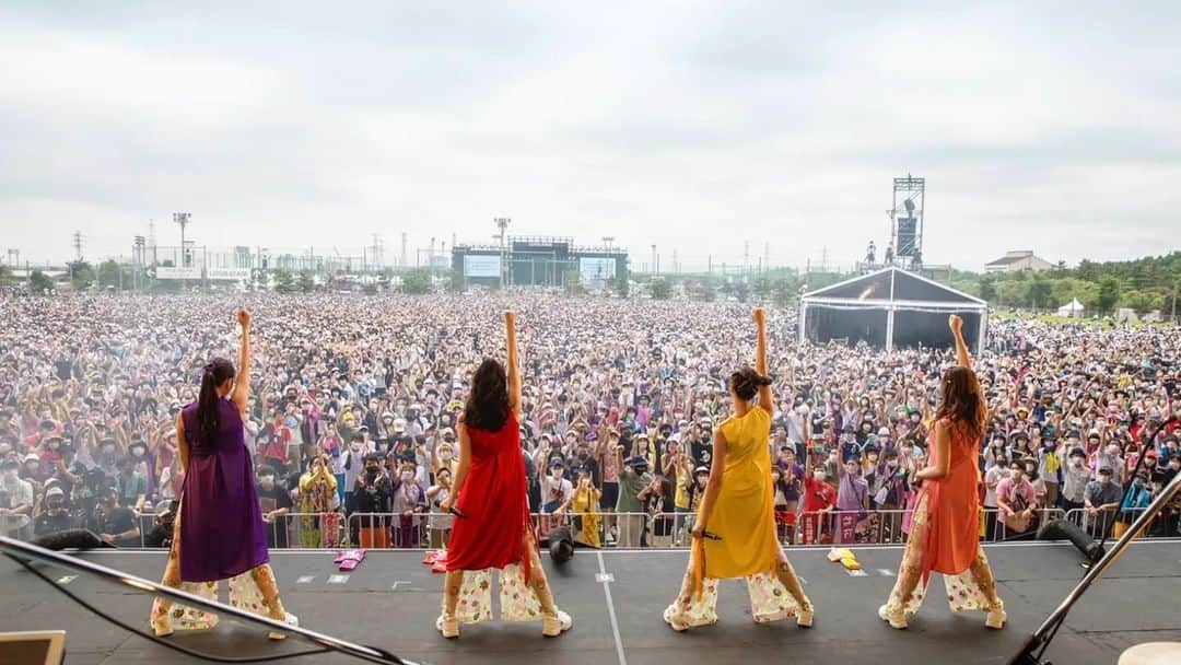 百田夏菜子さんのインスタグラム写真 - (百田夏菜子Instagram)「✊✊✊✊#ROCKINJAPAN2022」8月6日 19時21分 - kanakomomota_official