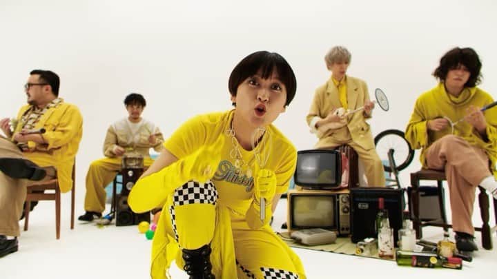 サーヤのインスタグラム：「NO SWEAT pv公開💦💦💦」