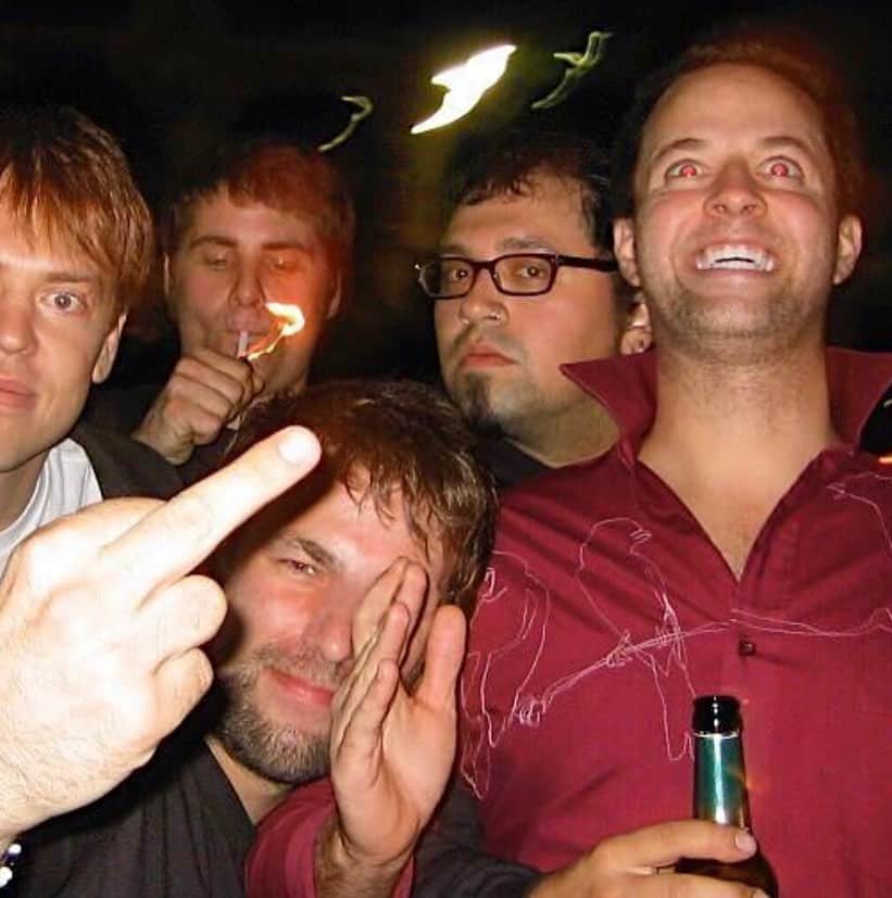 リック・バーチのインスタグラム：「Happy Birthday @tomdlinton … remember when we partied like this? Hahaha! Many more birthdays to you old friend.」