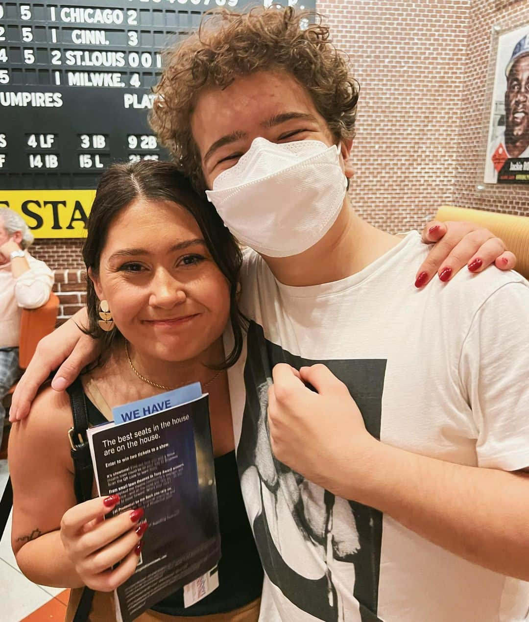 リン・マニュエル・ミランダさんのインスタグラム写真 - (リン・マニュエル・ミランダInstagram)「All is right in the world since @gatenm123 is back on Broadway 💙⭐️」8月7日 8時56分 - brookebway