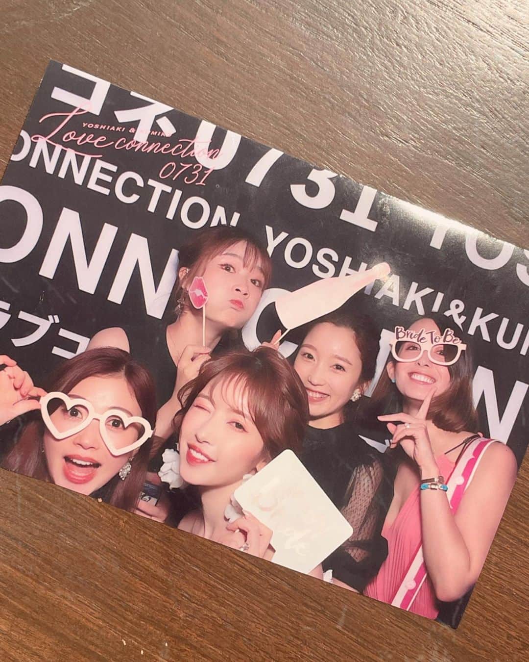 高崎愛梨のインスタグラム：「ノリのいい奥様軍団🫶  @kumikofunayama  @mina_mina_miiina  @yujingmon  @まなちゃん(instaしてない)  #夫同士仲良し  #妻同士仲良し # らぶ」