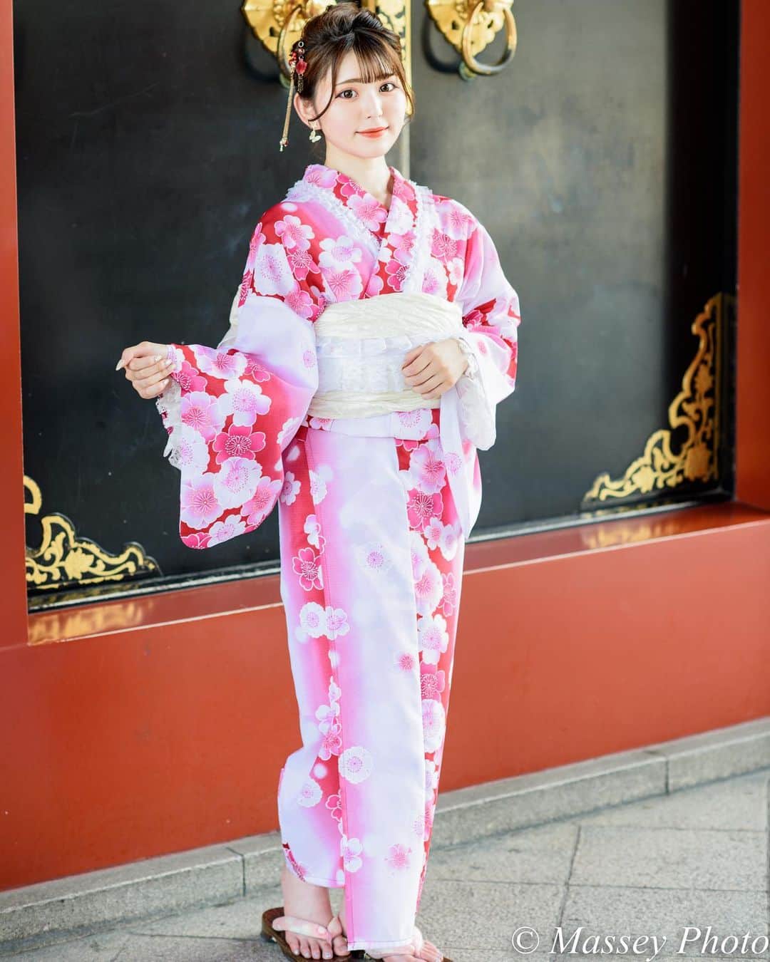 Hiro Matsushimaさんのインスタグラム写真 - (Hiro MatsushimaInstagram)「. . . . 浅草寺周辺で撮った写真です。 モデルは、結月ねねちゃんです。 It is a picture taken around Sensoji Temple. Her name is Nene Yuduki. . . #ポートレート #ポートレート女子 #ポートレートモデル #ポートレート撮影 #ポートレート部 #ポートレートモデル撮影 #ポートレイト #ポトレ #被写体 #モデル #被写体モデル #被写体女子 #写真部 #美少女 #写真好きな人と繋がりたい #結月ねね #撮影会モデル #美女図鑑 #portrait #excellent_portraits #girlsphoto #lovers_nippon_portrait #portrait_perfection #portraitphotography #japanesegirl #japanesemodel #tokyogirl #good_portraits_world #모델촬영 #인물사진」8月7日 9時38分 - massey_photo