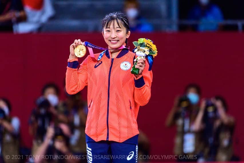 須崎優衣のインスタグラム