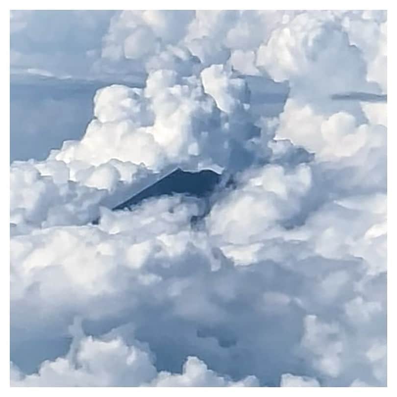 さだまさしさんのインスタグラム写真 - (さだまさしInstagram)「今日の富士山🗻 これでも判る富士山は凄い❣️ . #富士山 #さだまさし #sadamasashi」8月7日 15時18分 - sada_masashi
