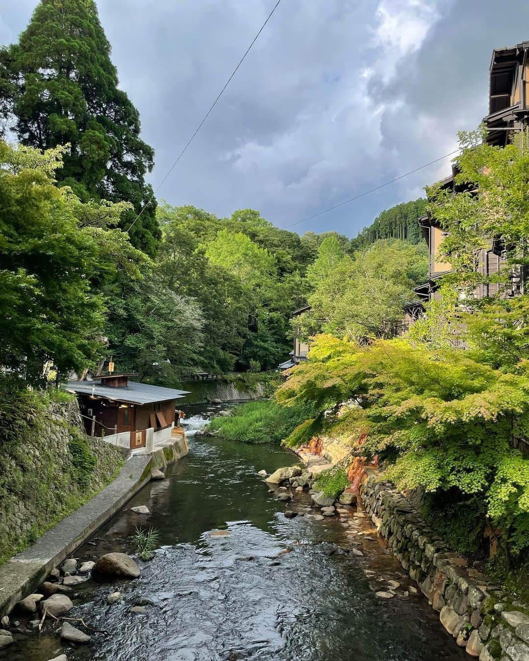 端田三奈未さんのインスタグラム写真 - (端田三奈未Instagram)「やはり山派⛰🌿💠♨️🍚 定期的に阿蘇に行きたくなる~⛰  1ヶ月前だけど幸せだったから思い出残し  #黒川温泉街 #熊本市  #フェイスフレーミング」8月7日 18時36分 - scr_mi